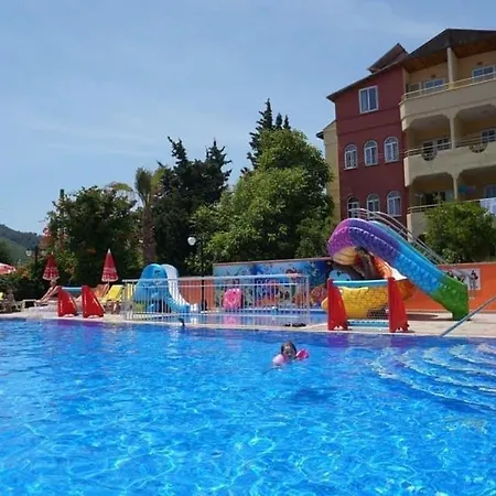 Sun Apartment Marmaris 아파트호텔 말마리스